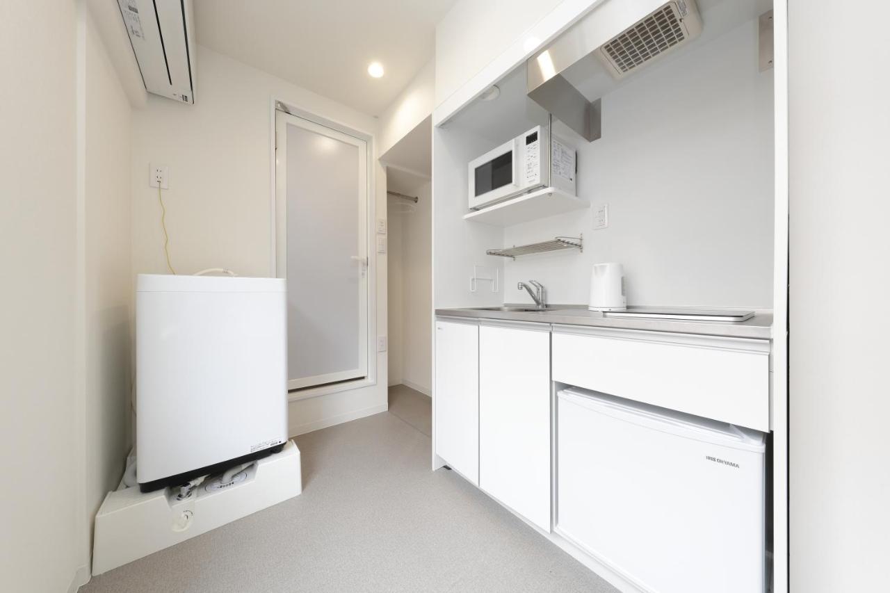 Ikebukuro Manga House Apartemen